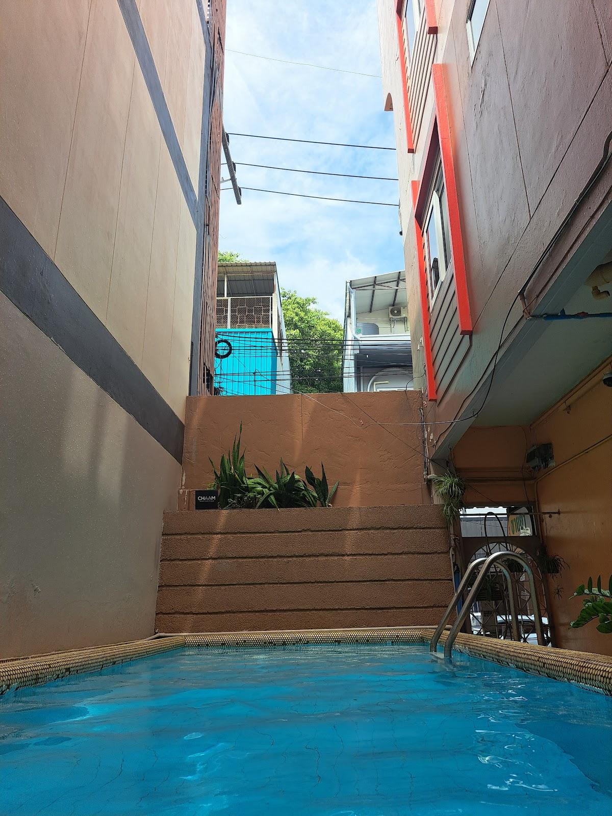 Sureena Hotel – photo 4