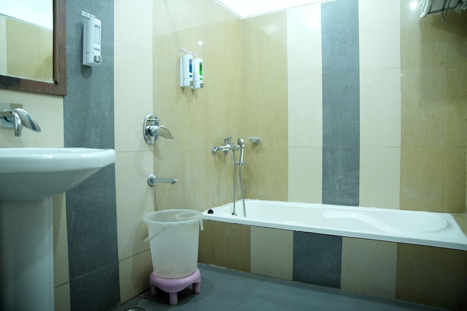 Hotel Meridian Palace - Best Hotel in Jammu. Budget Hotel in Jammu , Best Banquet in Jammu. – photo 4