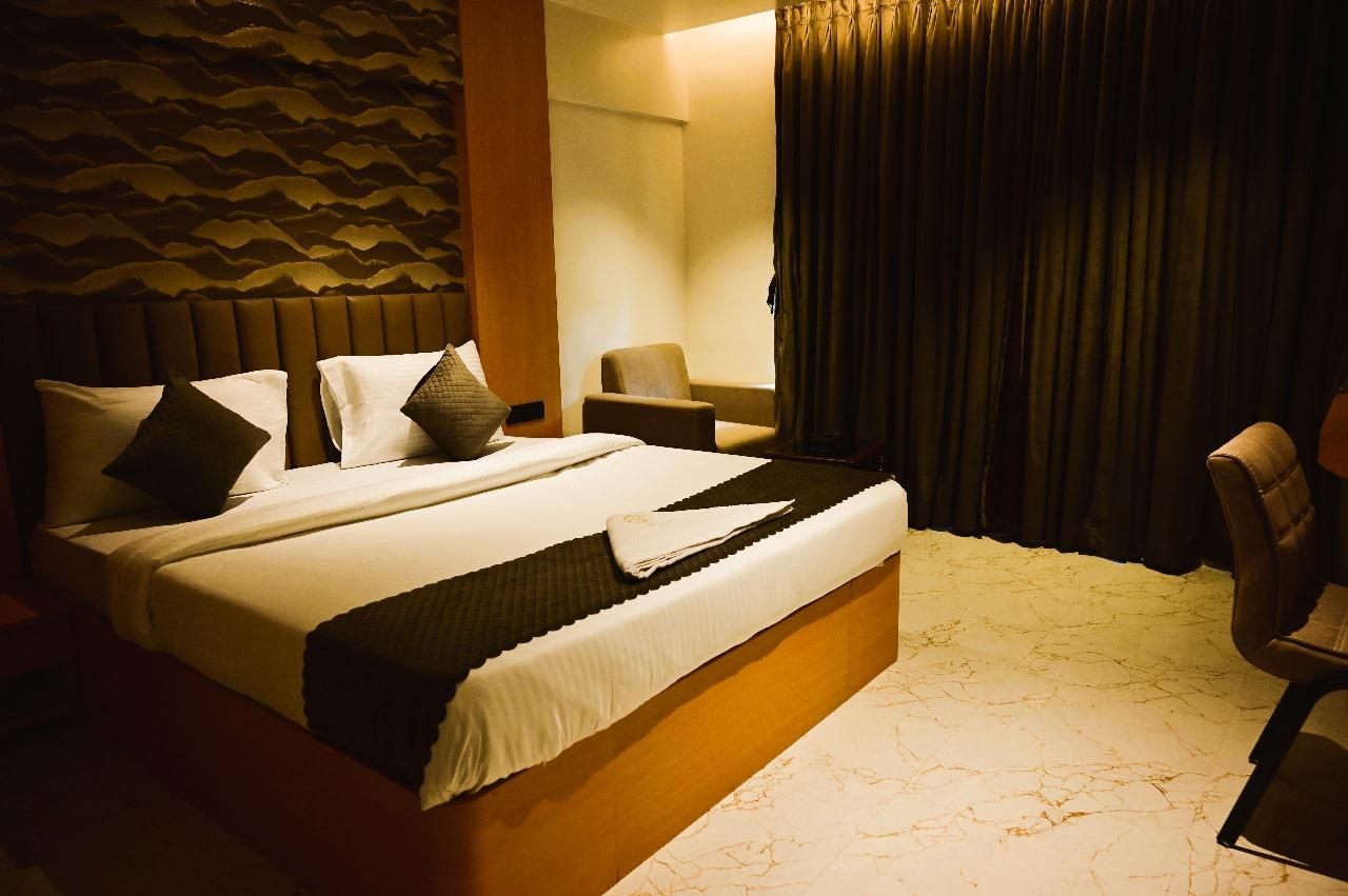 Hotel Golden Arc – photo 2