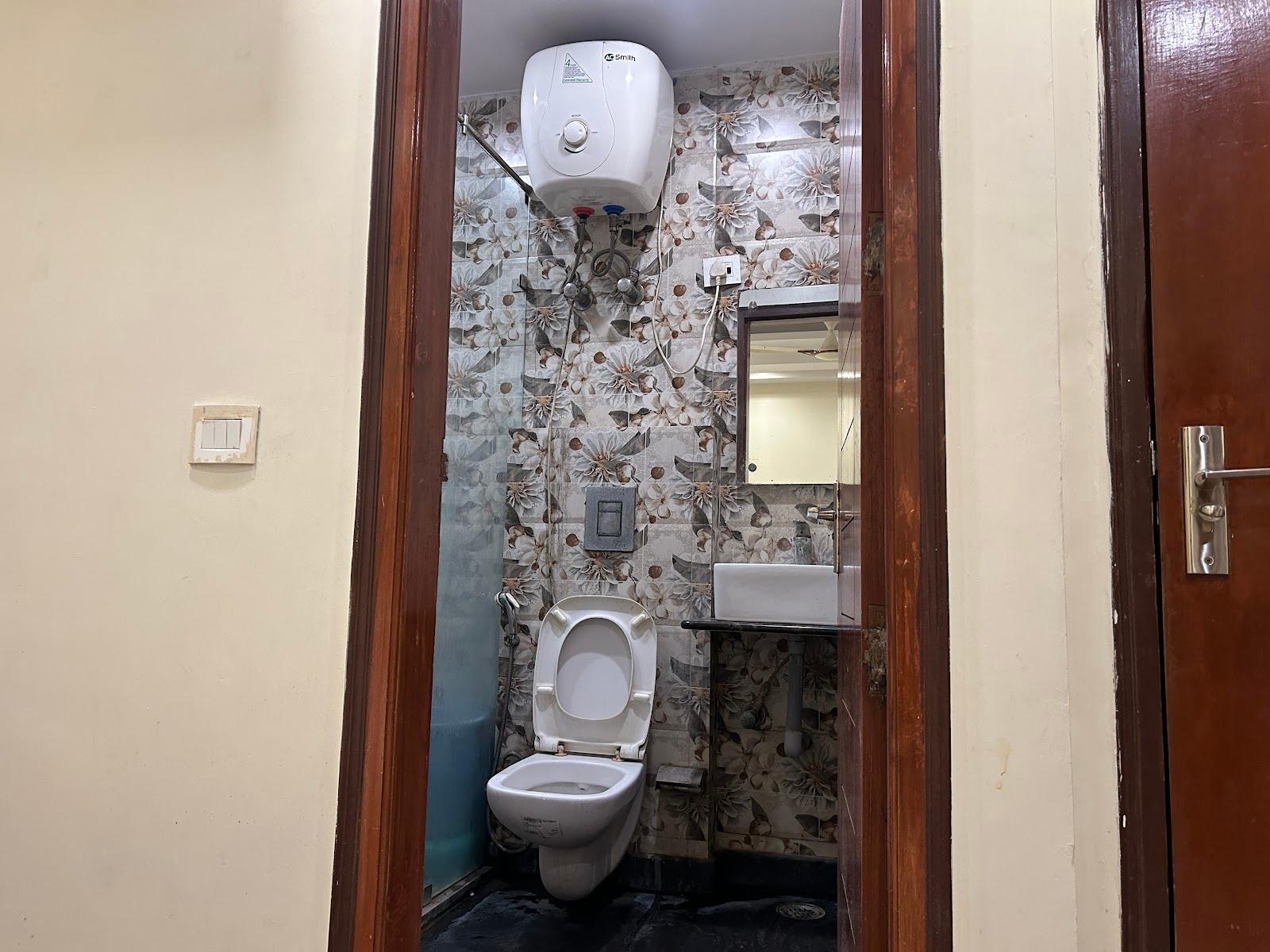 Hotel Sapphire – photo 1