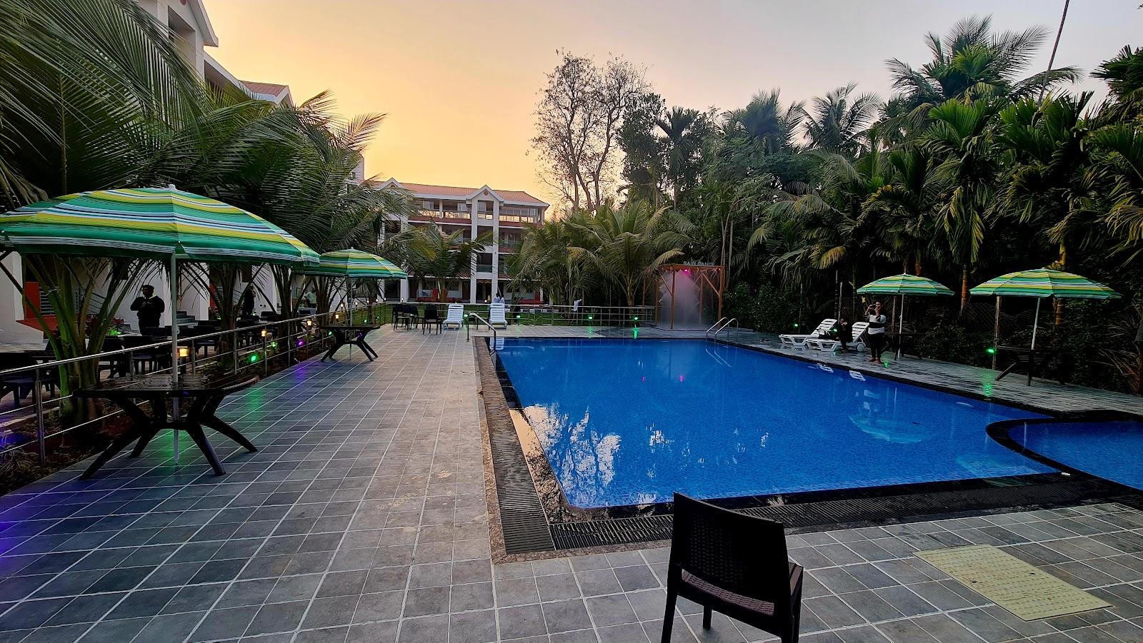SUN N SEA RESORT – photo 4