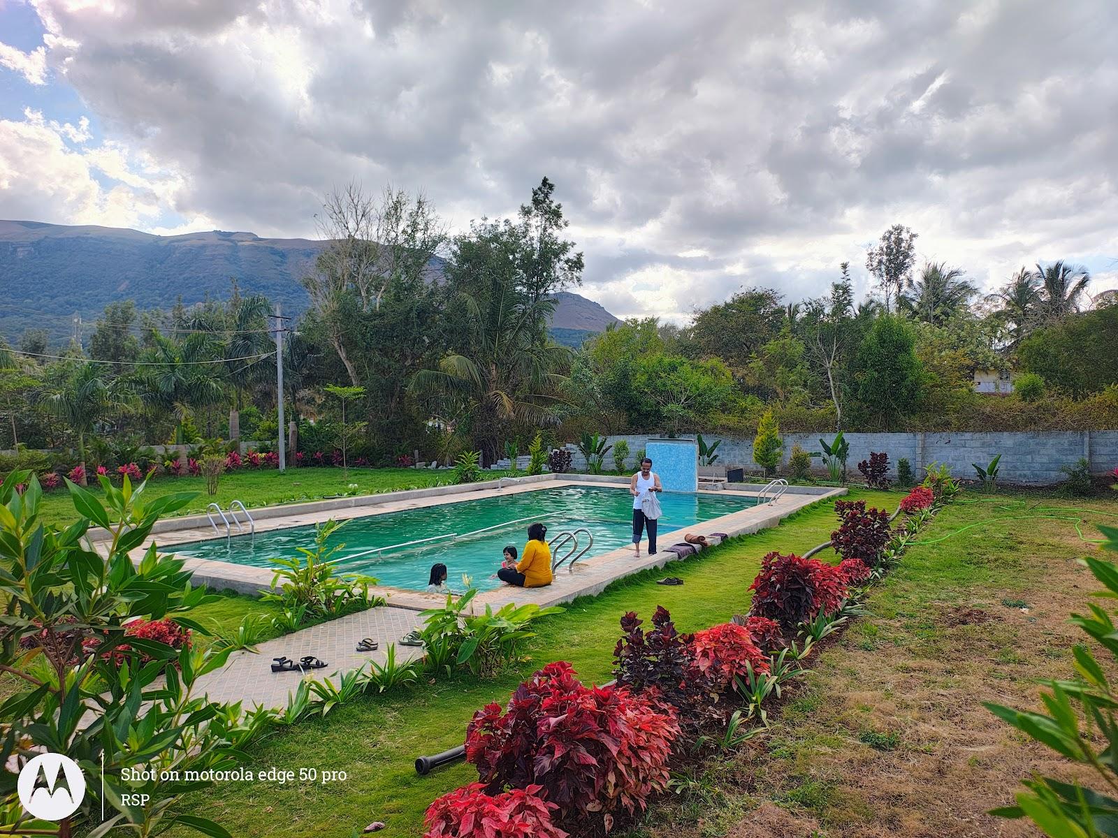 Golden Hill Resort – photo 4