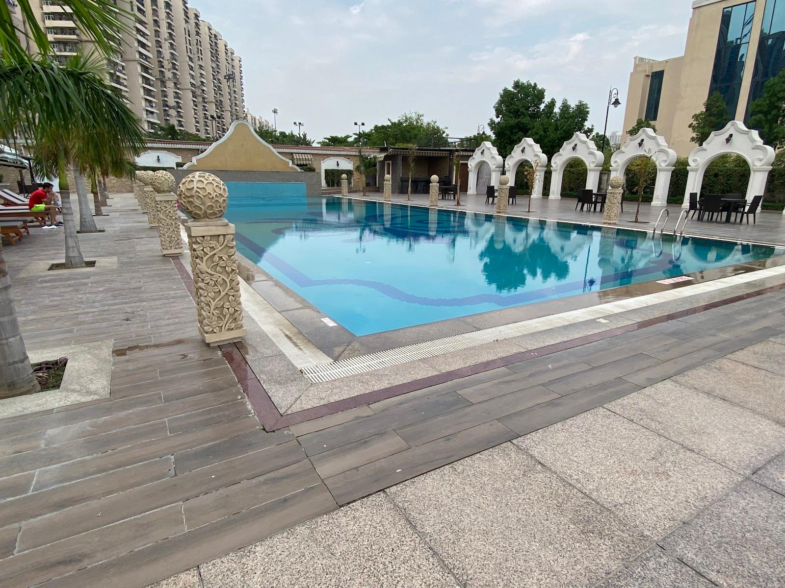 Gaurs Sarovar Premiere Hotel - Gaur City – photo 4