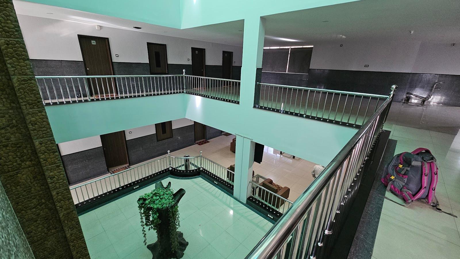 Hotel Damji – photo 4