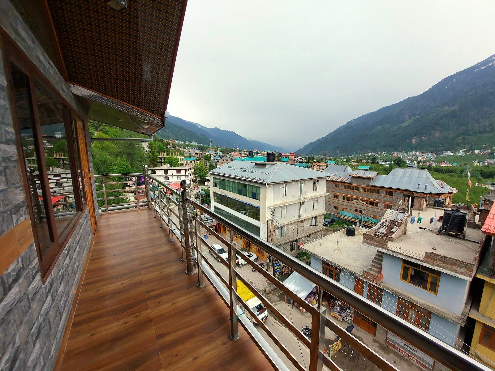 Hotel Royal Hills Manali (Kullu Manali Summer Packages 2025) – photo 1