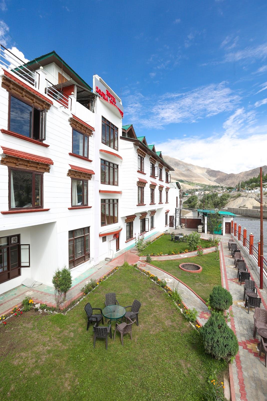 Hotel Zojila Residency – photo 4
