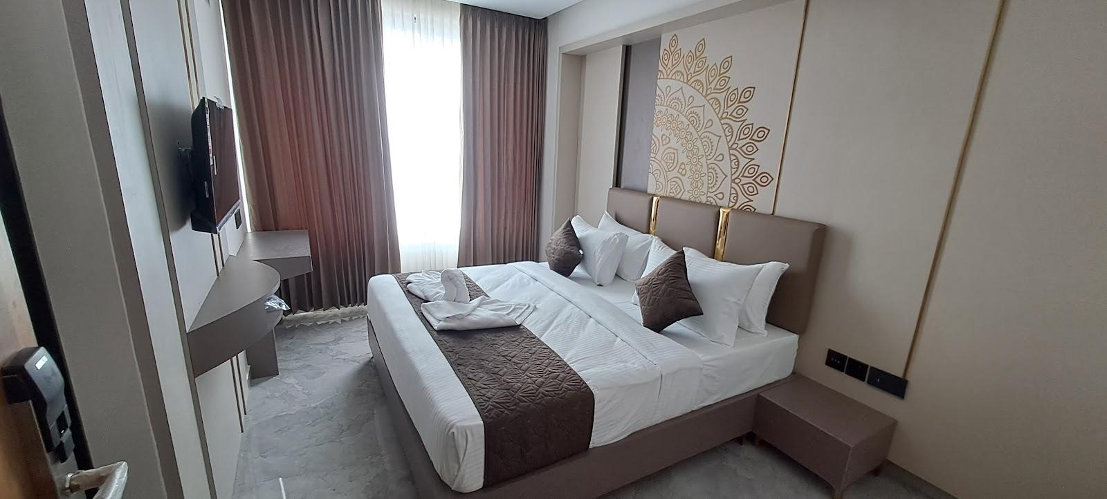 Yuvraj Le Royale – photo 3