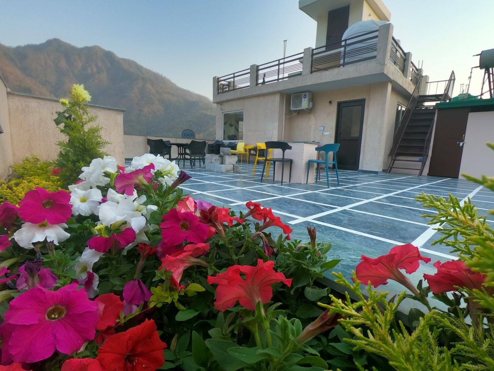 Back stayz Hostel – photo 4