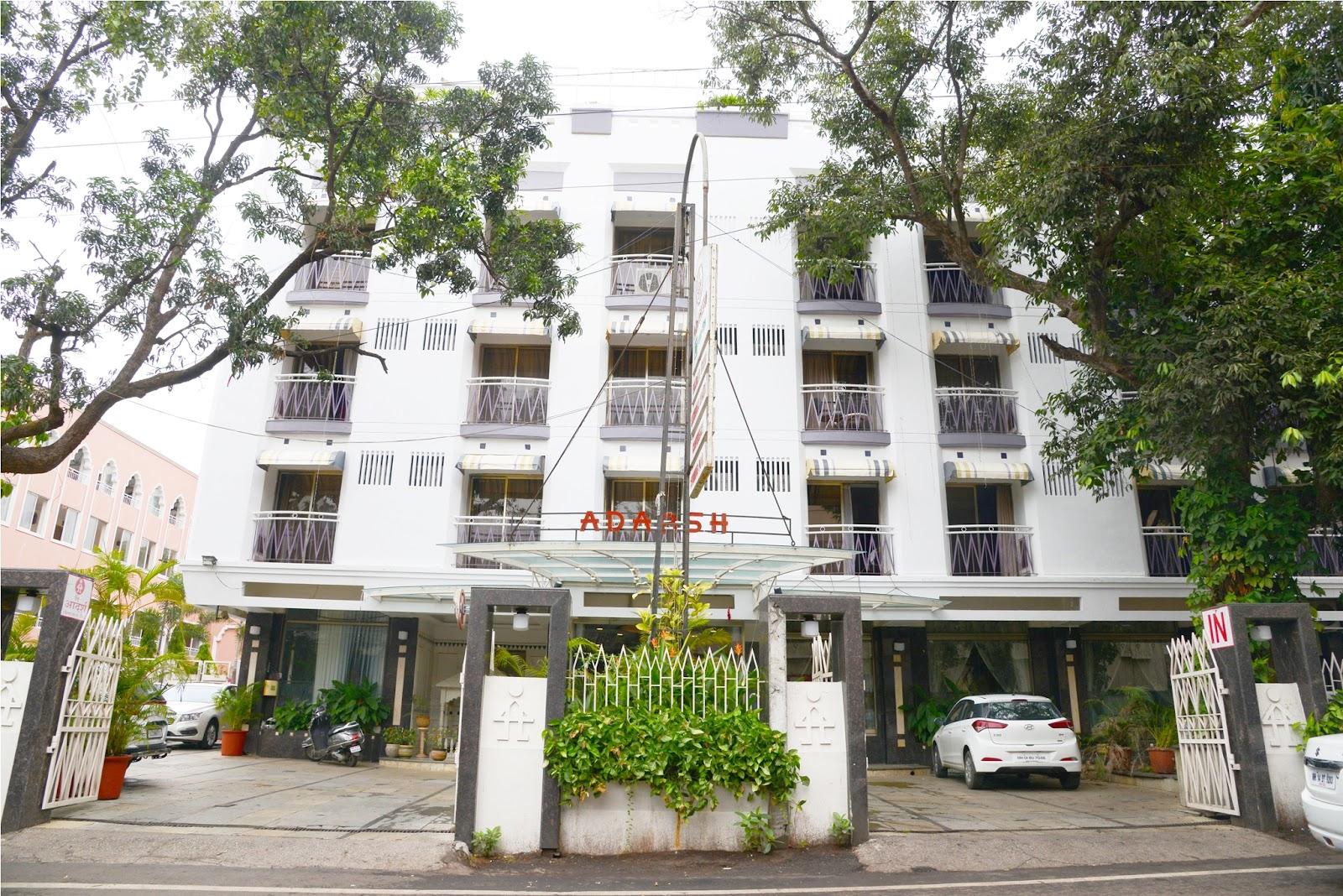 Adarsh Hotel – photo 1
