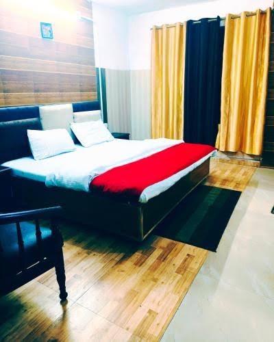Holiday Plaza Dalhousie – photo 2