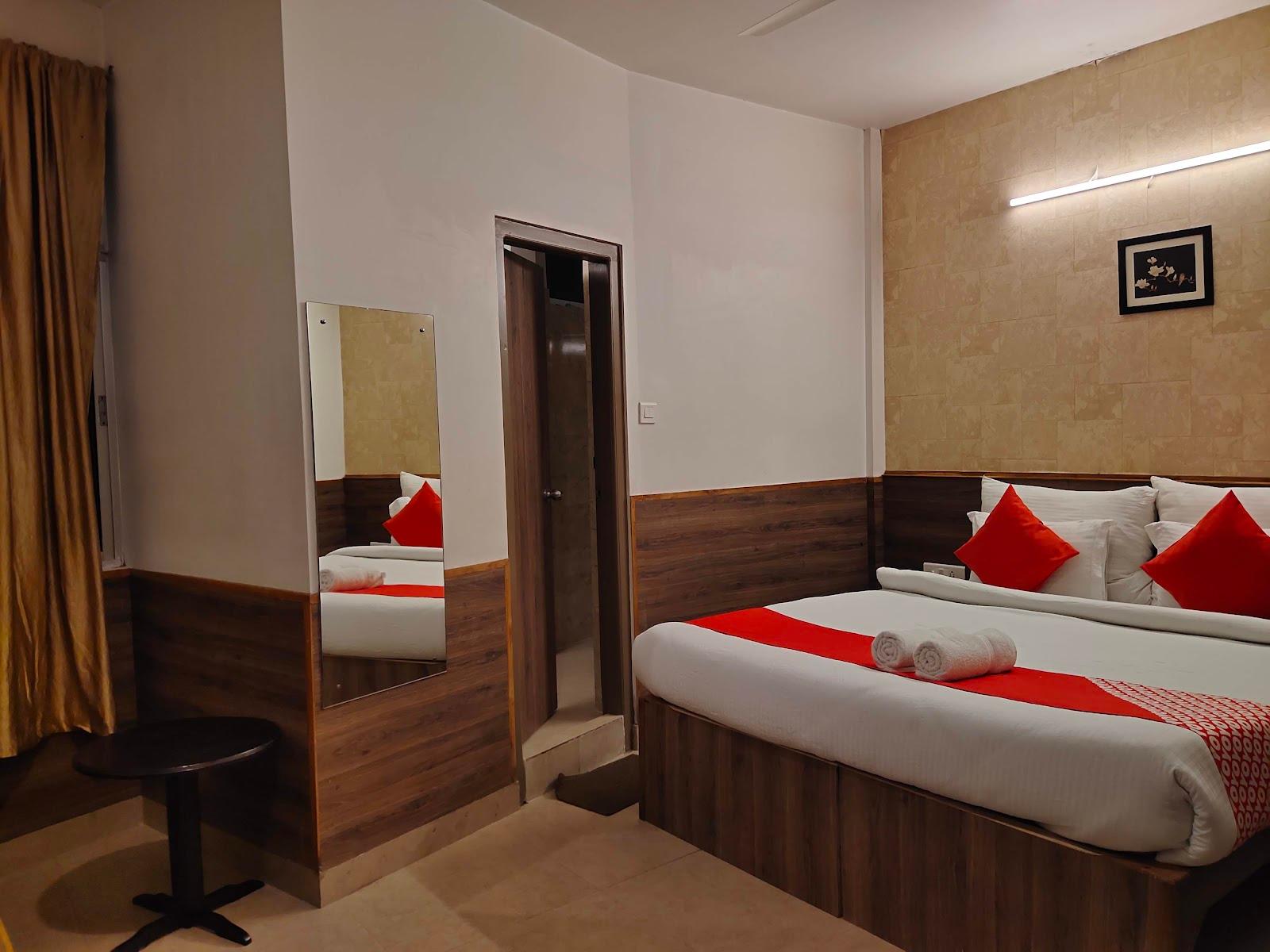 Hotel Indiana – photo 2
