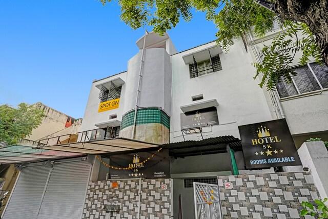 SPOT ON Hotel Stop Point – photo 1