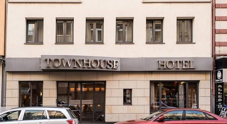 Townhouse Hotel – photo 1