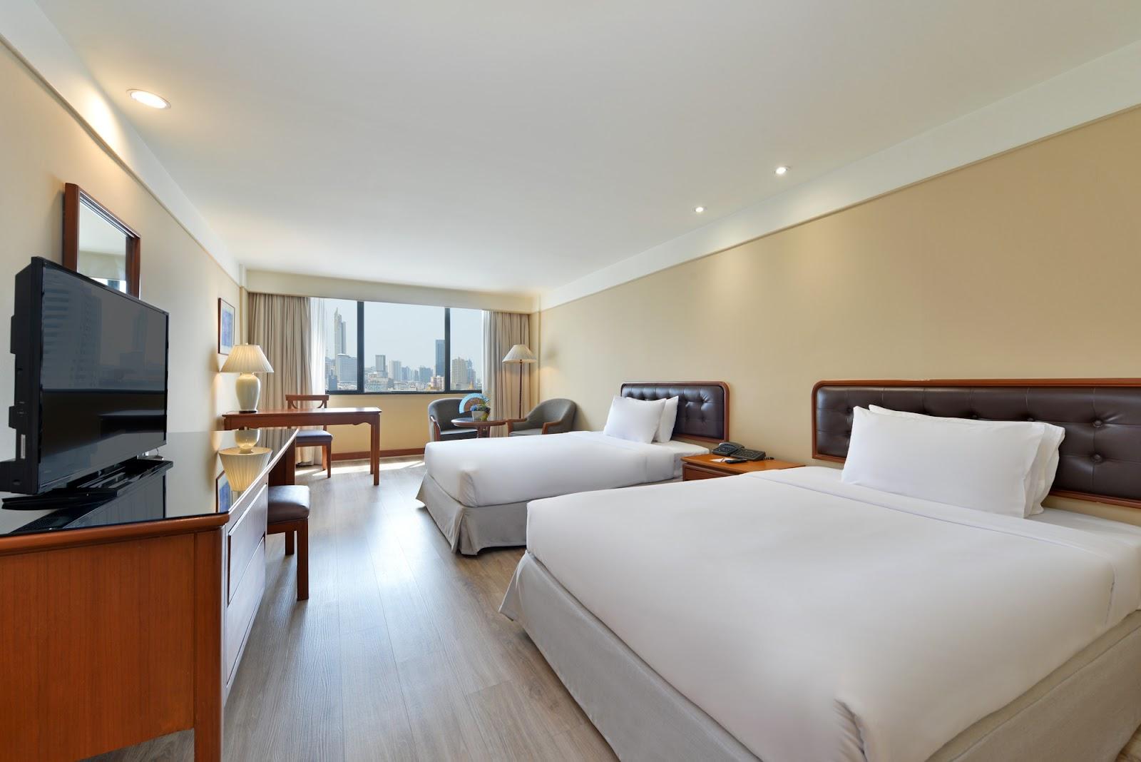 The Twin Towers Hotel – photo 3