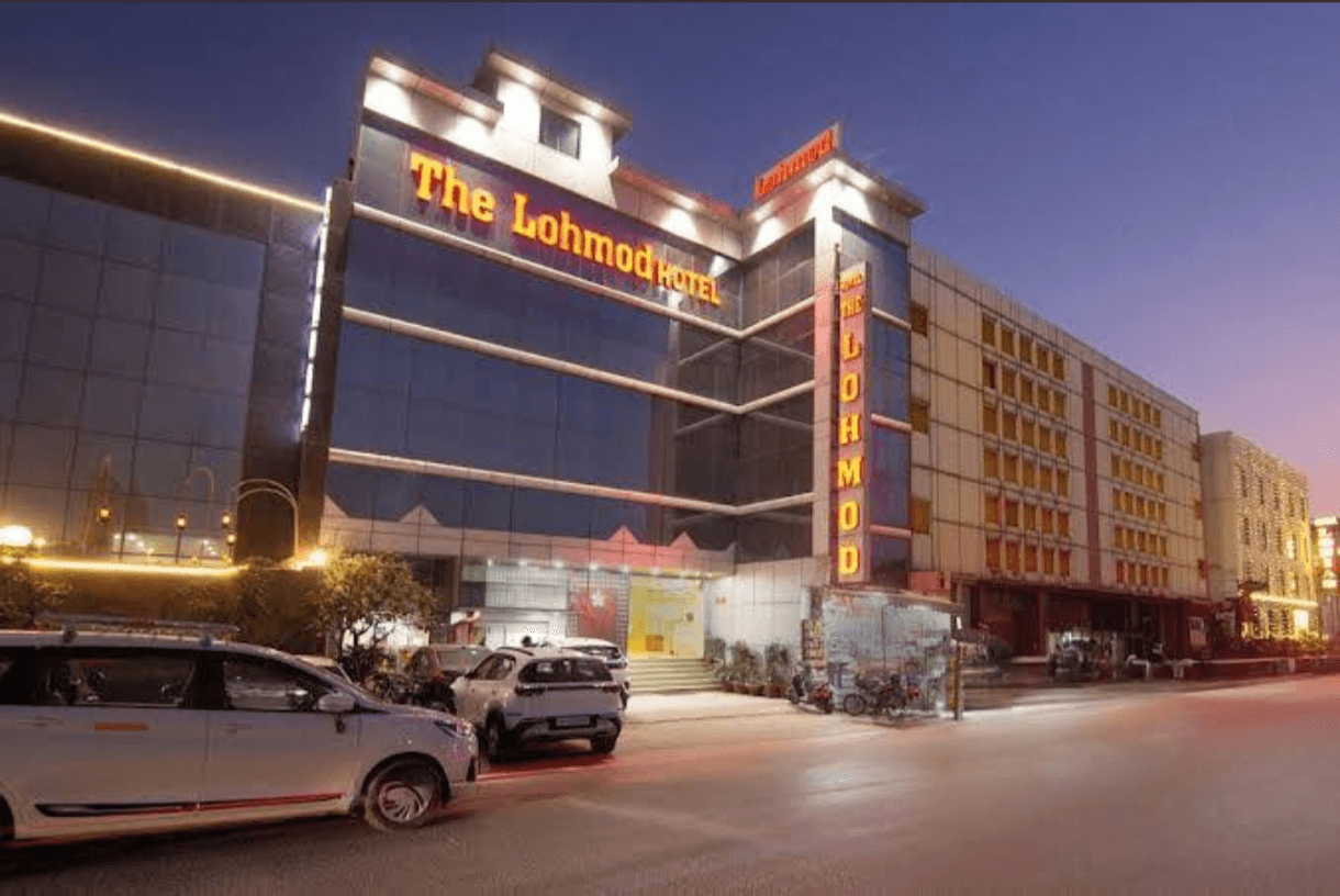 The Lohmod Hotel - Near Delhi Airport – photo 1