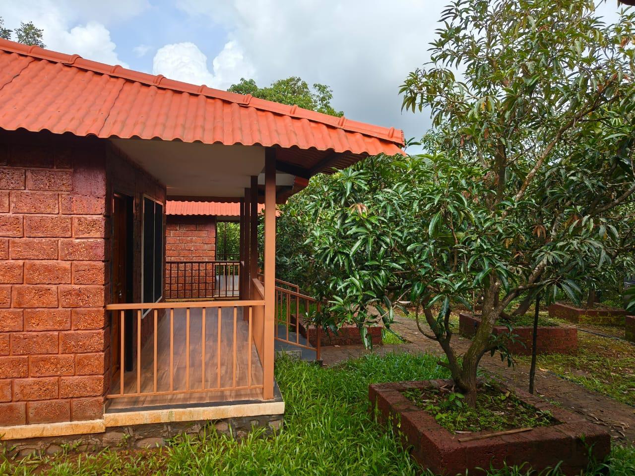 Desai's Mango Retreat – photo 1