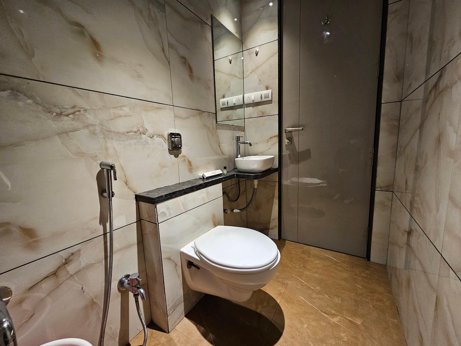 The Ube Residency - Hotel In Malad West – photo 3