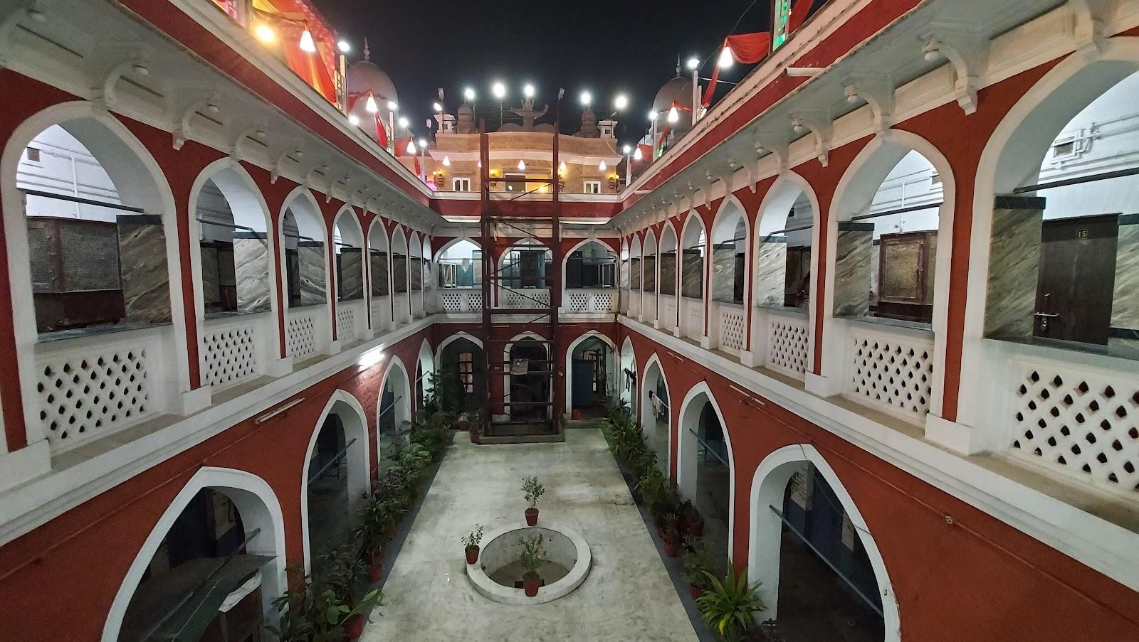Hotel The Central Guest House
