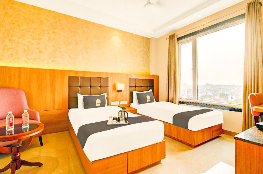 The Elegance Hotel in Varanasi – photo 3
