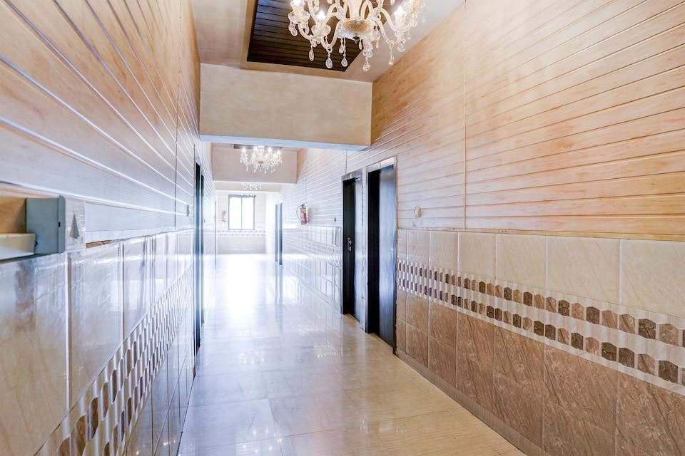 Super Collection O by OYO Thane Formerly Dove Residency – photo 4