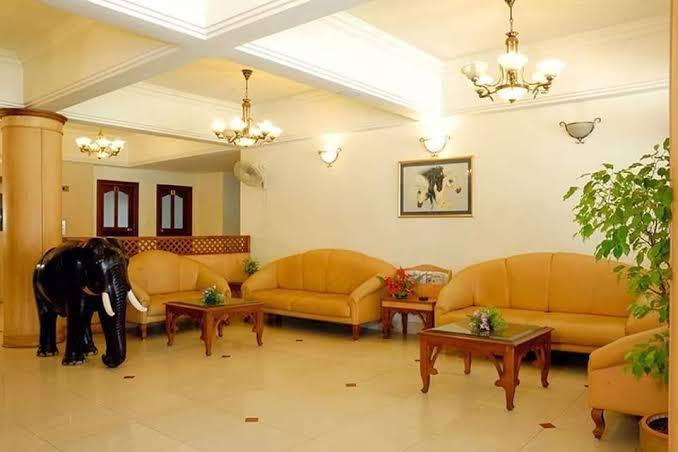 Hotel Cee Cee Tower – photo 4