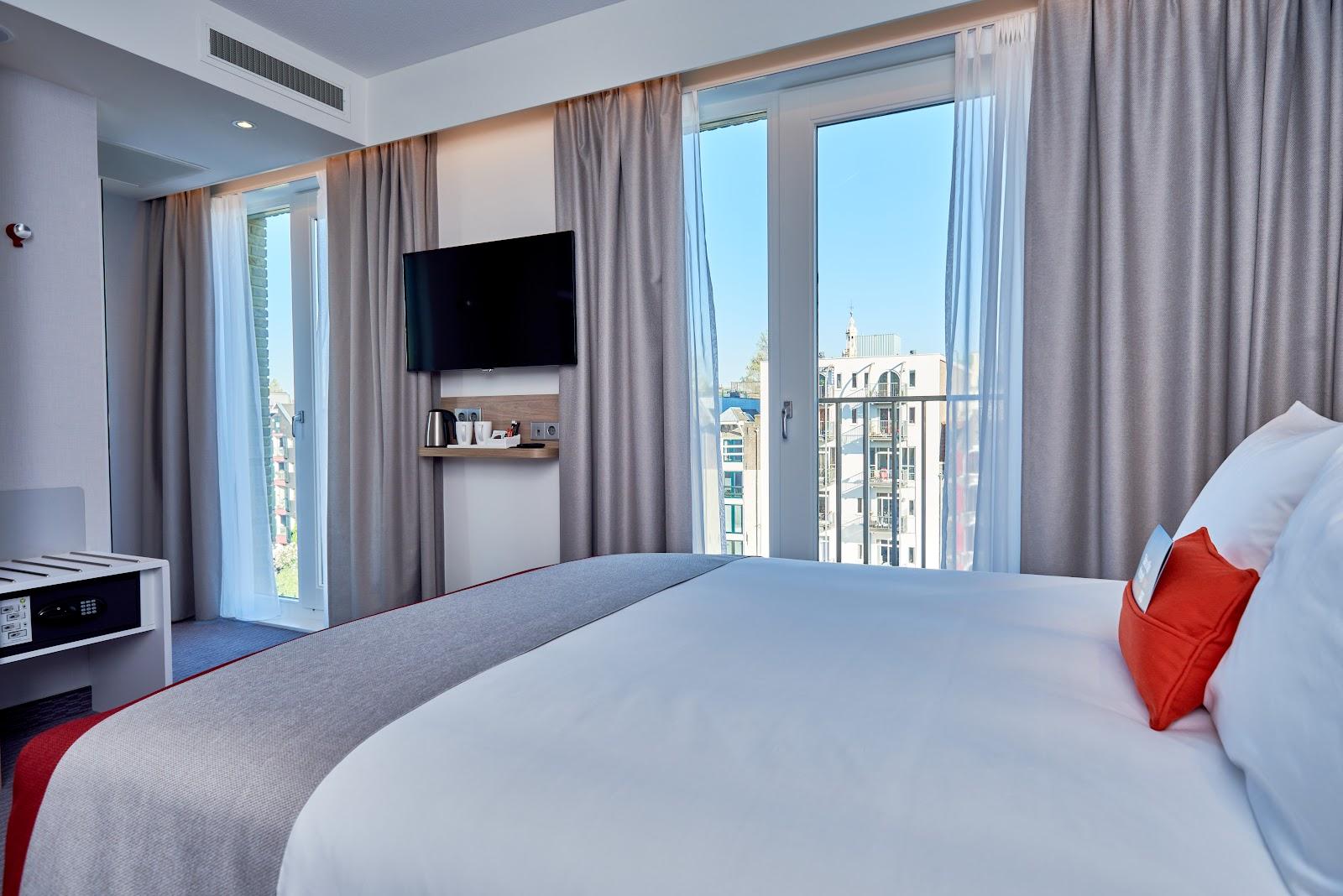 Holiday Inn Express Amsterdam - City Hall by IHG