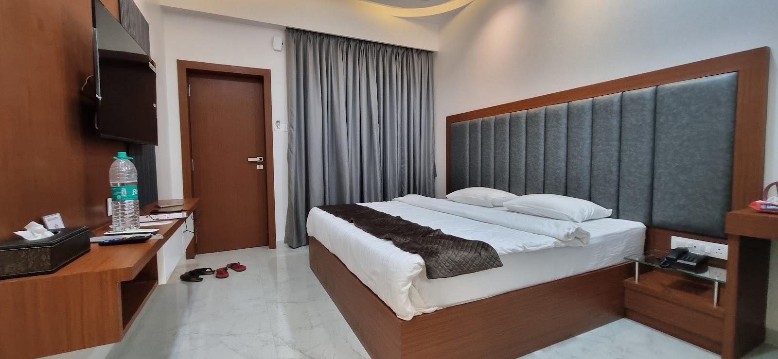 Aarya Inn – photo 2
