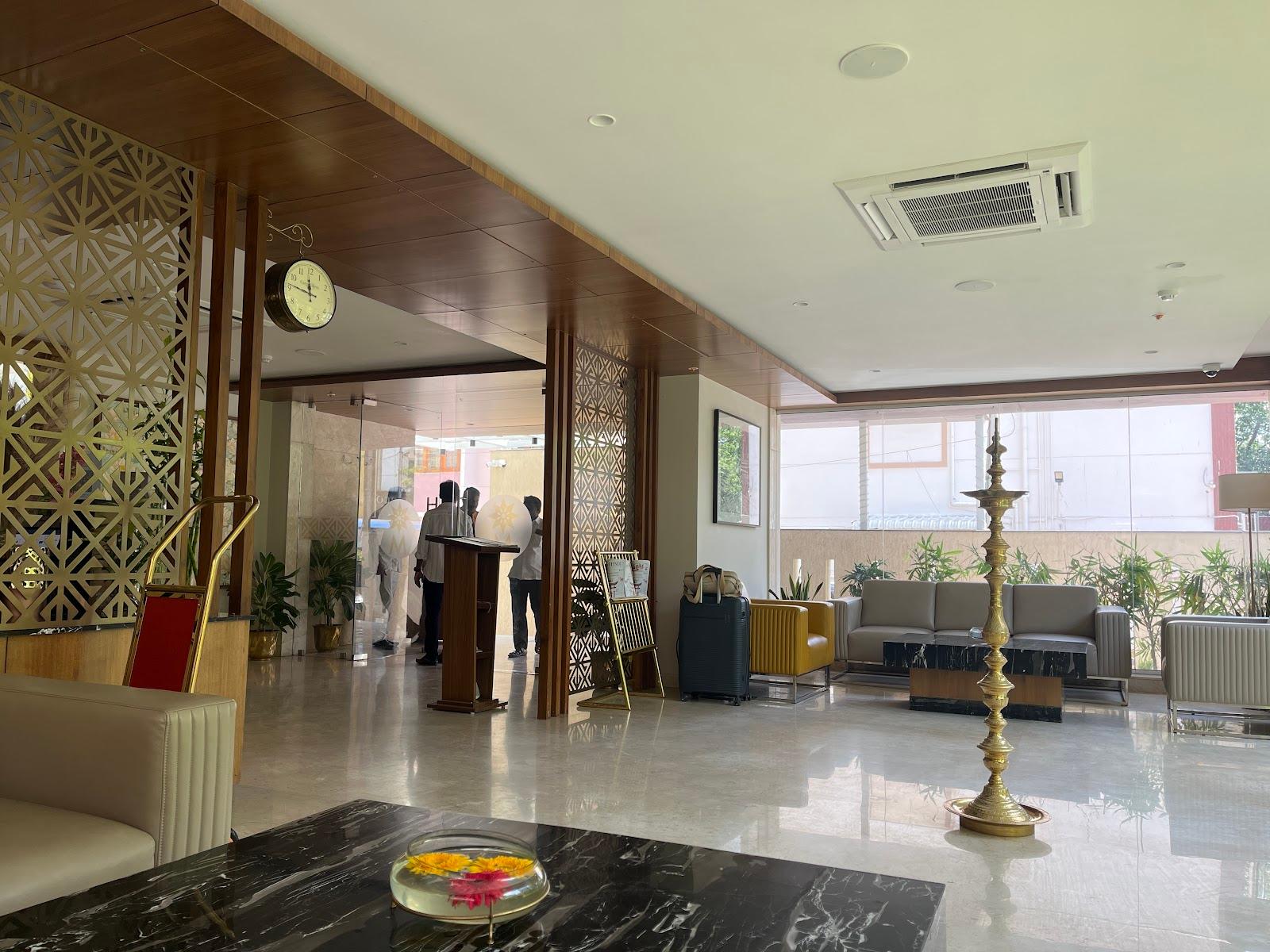 M Central Hotel – photo 4
