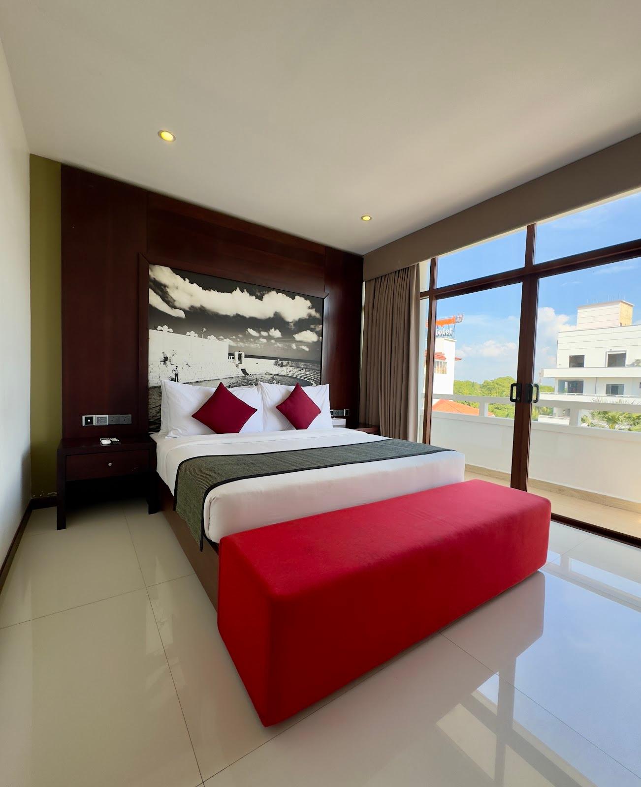 North Gate Hotel – photo 3