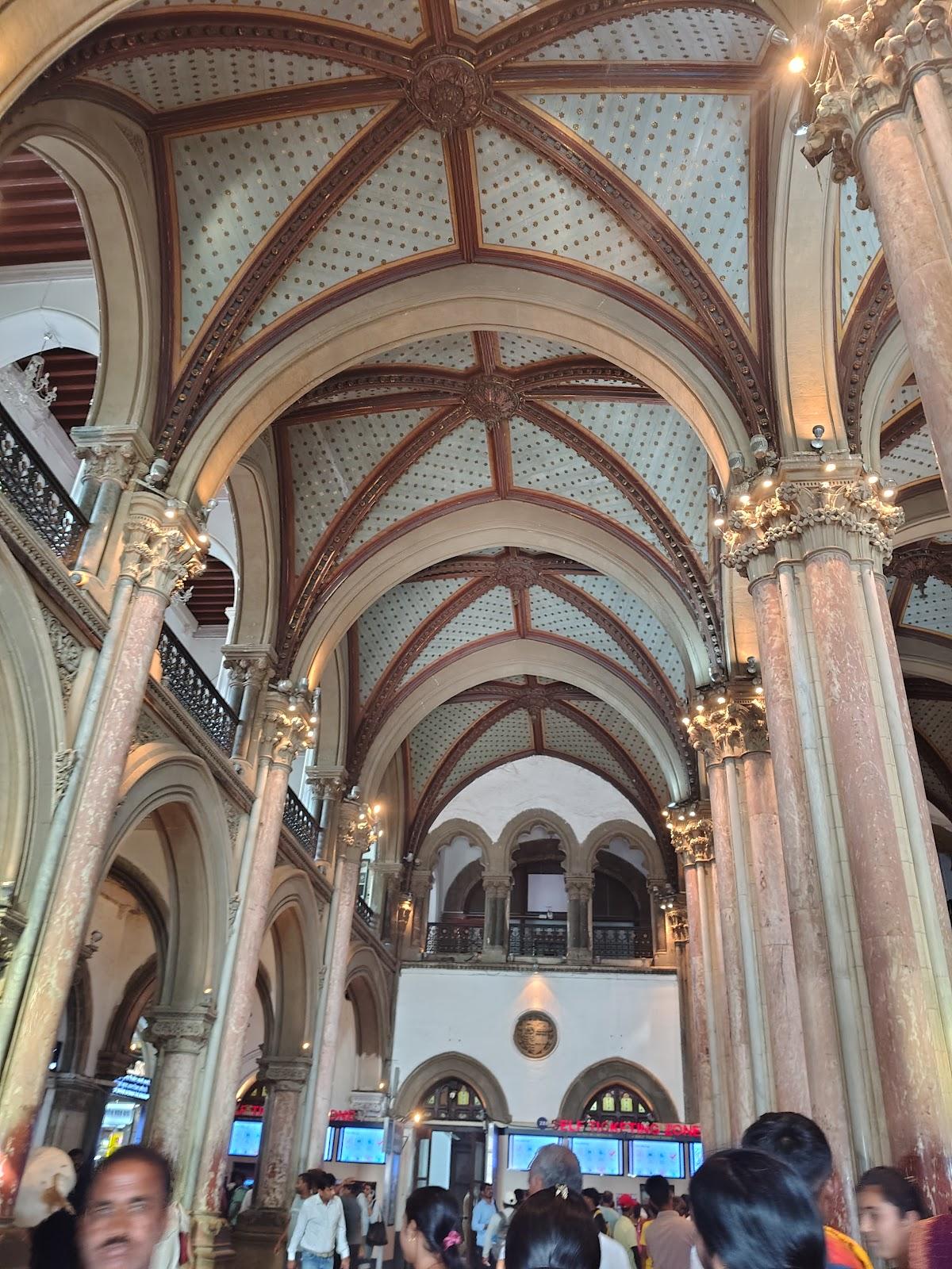 Csmt station dormatory – photo 4