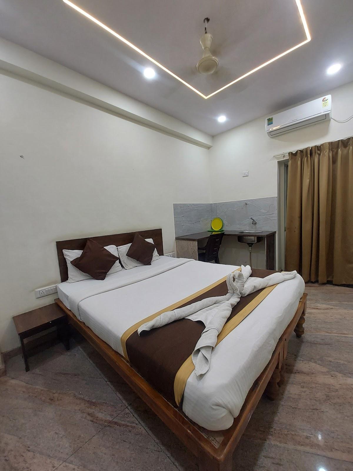 Hotel madiwala grand – photo 1