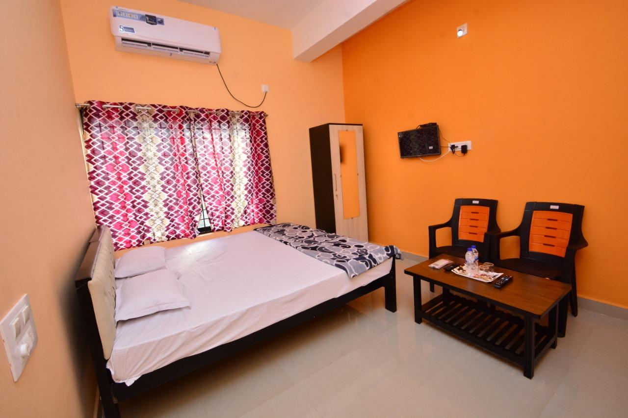 SIGANDOORESHWARI LODGE