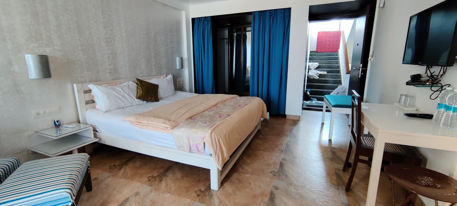 Avisa Nila Beach Resort – photo 3