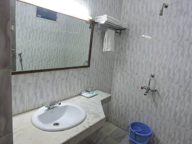 Hotel PLR Grand – photo 4