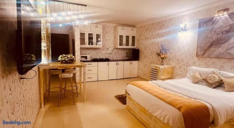 24 Karat NewlyLaunched Luxury Studio