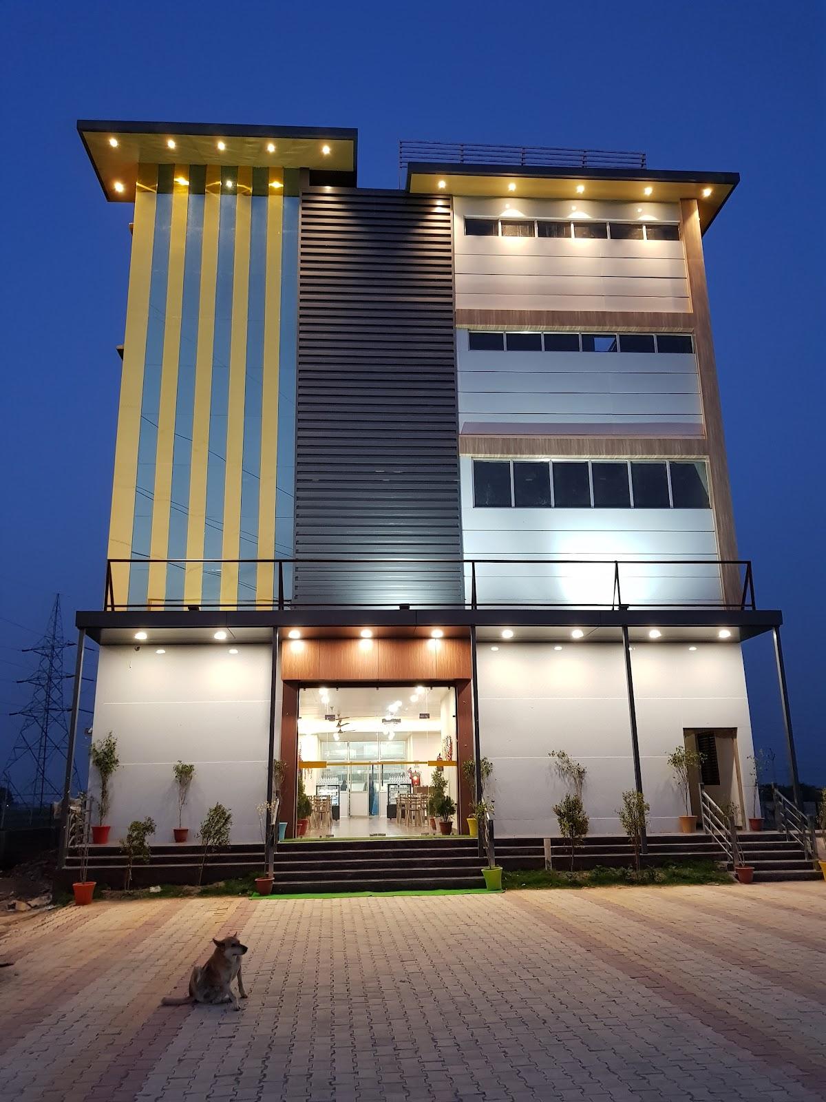 Hotel Krishna Gardens & Zaika restaurant @ Etah – photo 1