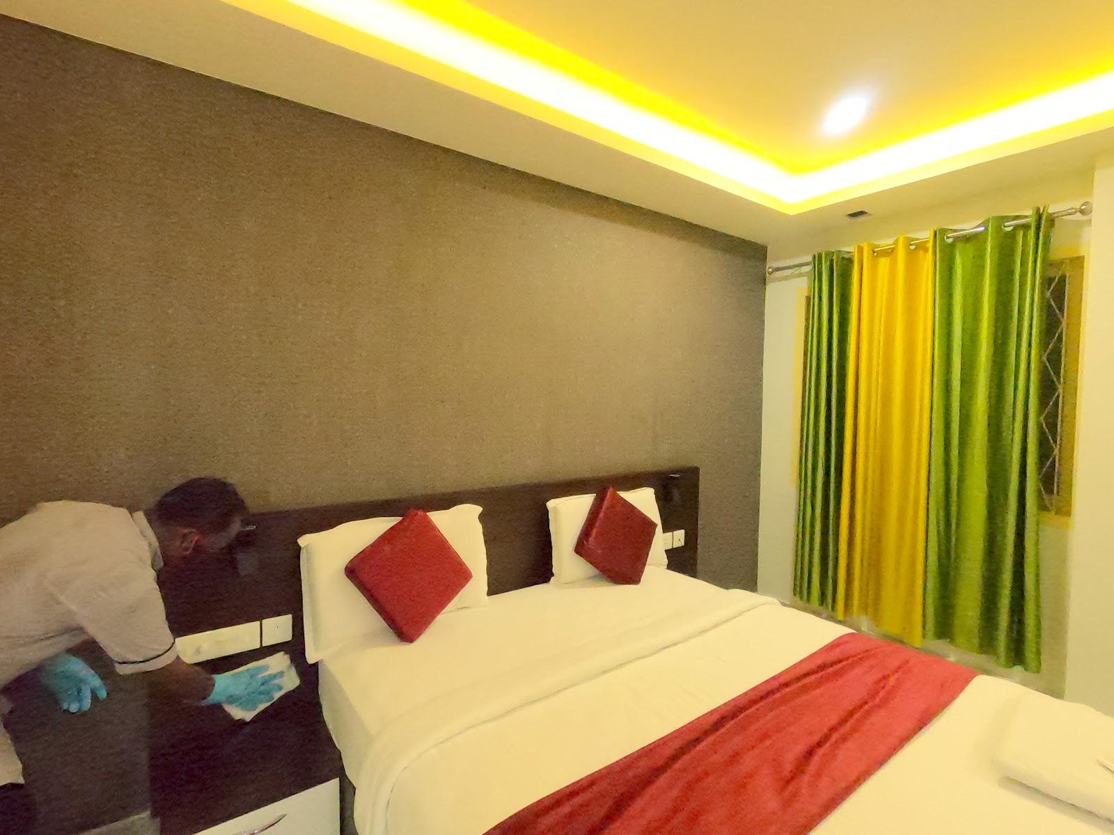 Hotel Brahmaputhra , East Nada | Next to Guruvayoor Temple – photo 3