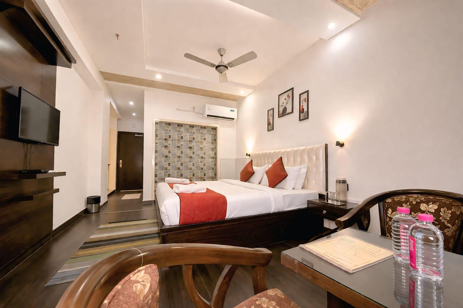 Goyal Hoteliers - The Hotel Samovar - Hotel Near Tajmahal | Hotel in Agra Near Tajmahal – photo 3