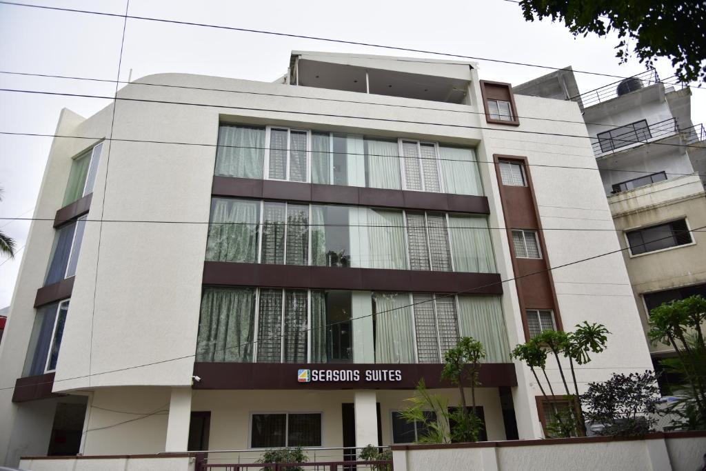 Seasons Suites Koramangala – photo 1