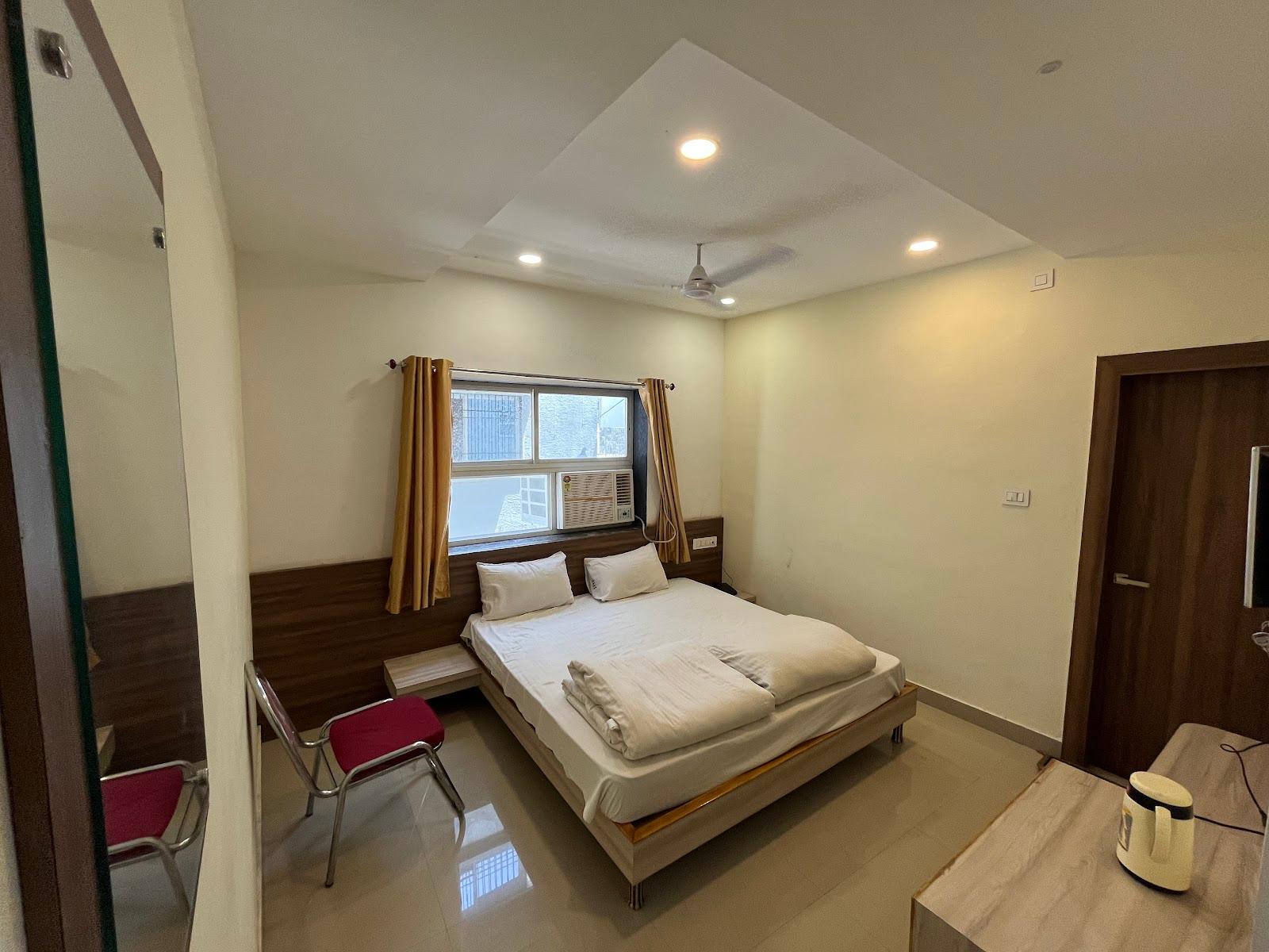 HOTEL PRATAP HEIGHTS – photo 3