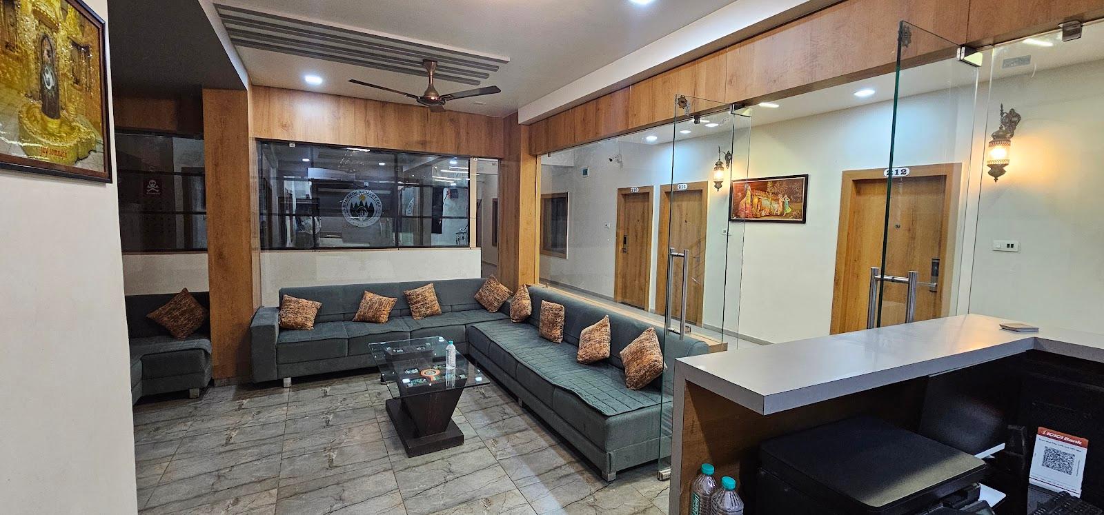 Hotel The Premier Somnath – photo 3