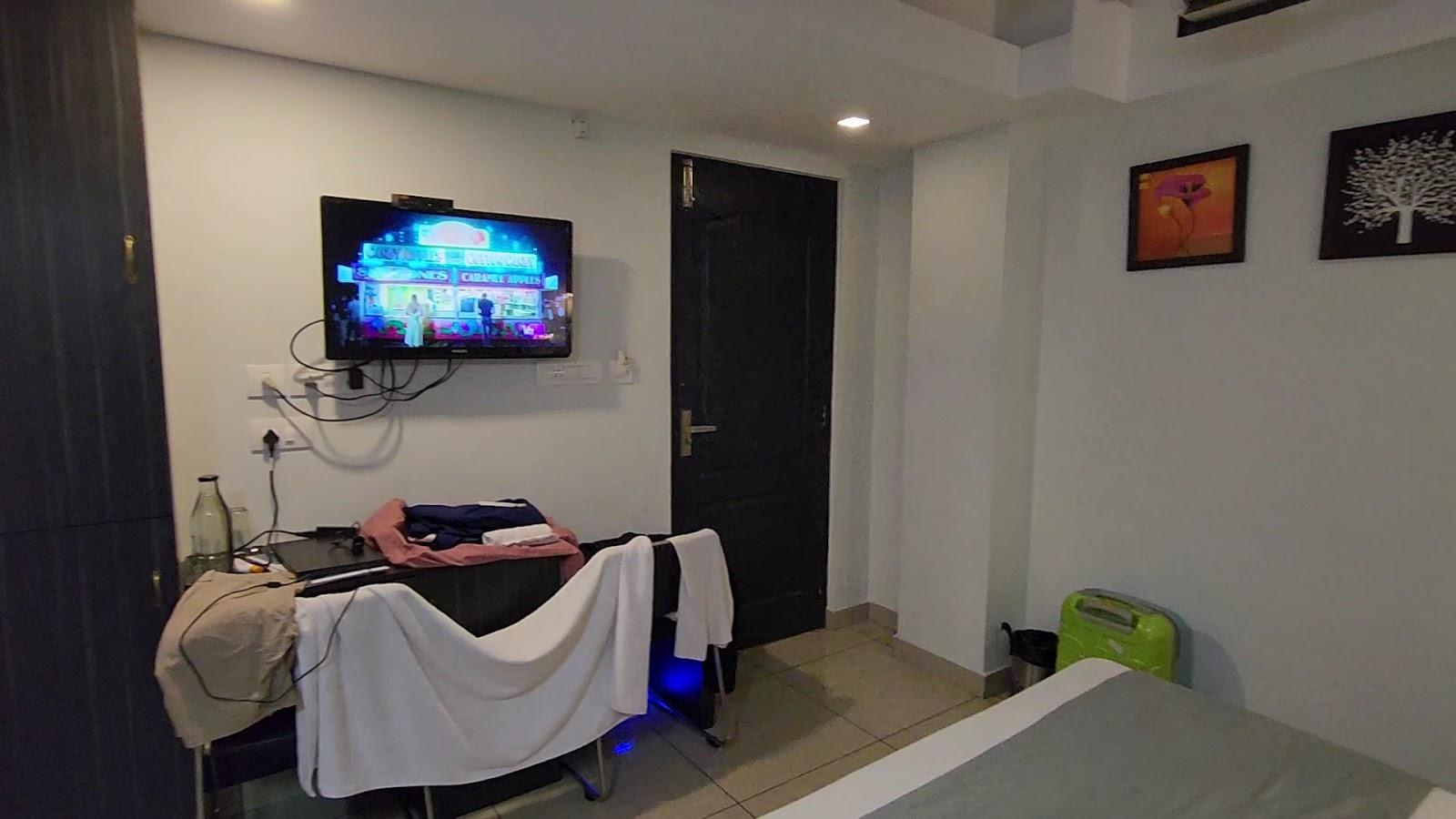Hotel South Gate Residency – photo 2
