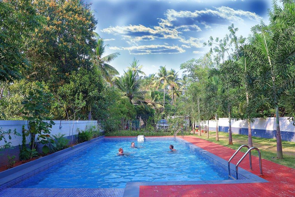 Black Beach Resort – photo 4