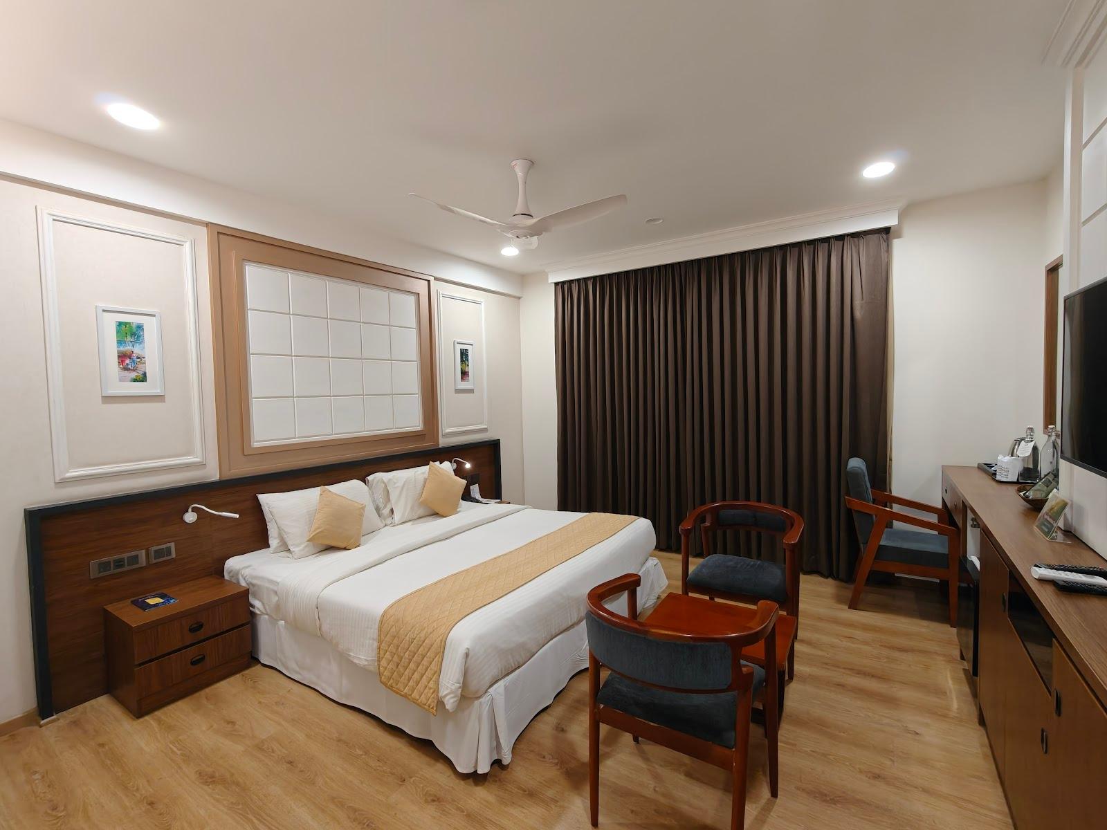 White Palace Hotel – photo 3