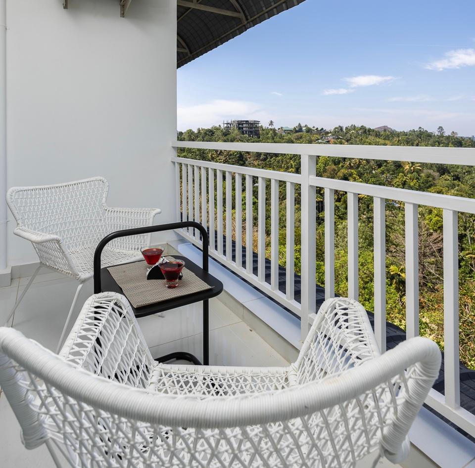 Hotel White House Munnar | Luxury Resort