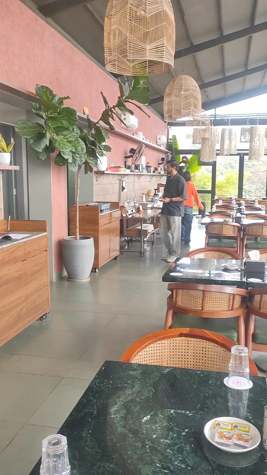 Zostel Plus Panchgani – photo 3
