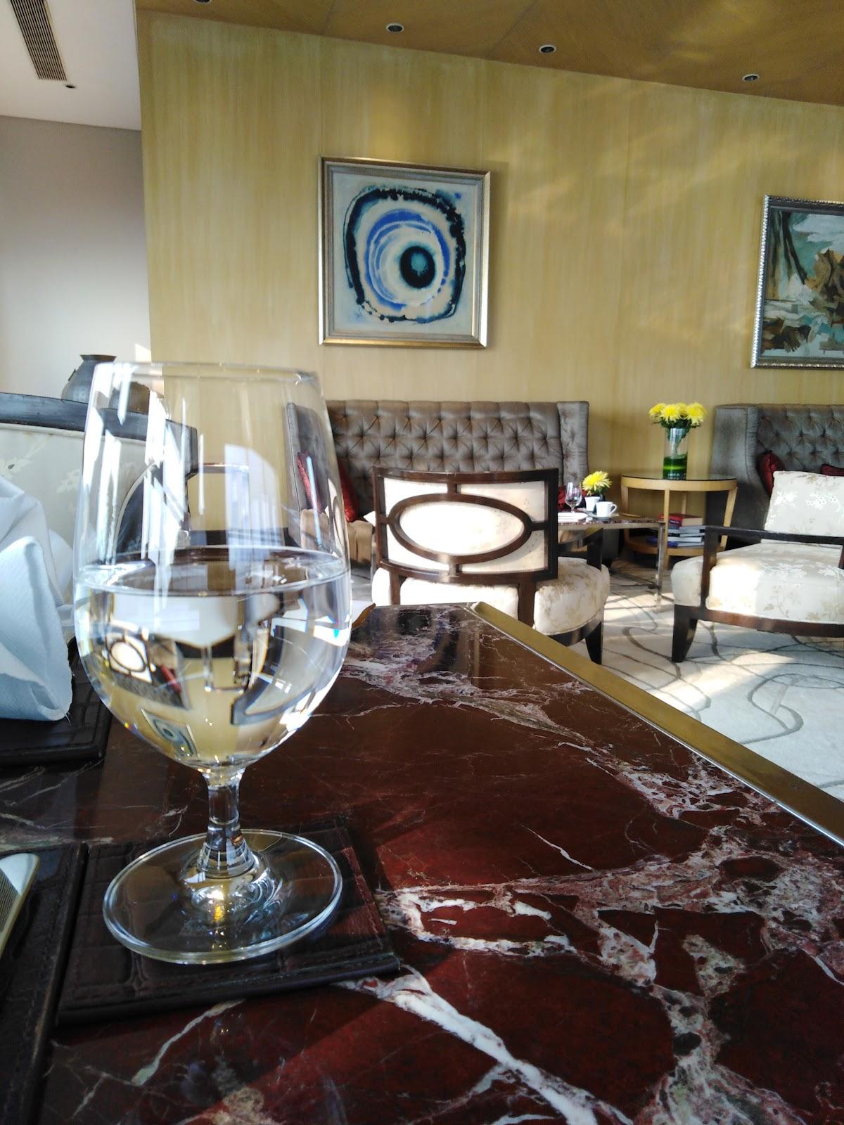 Chambers Club at Taj Lands End – photo 4