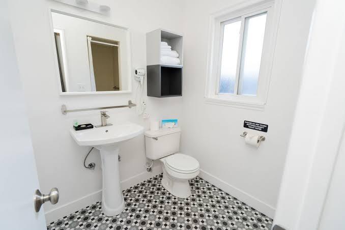 Viking Inn – photo 4