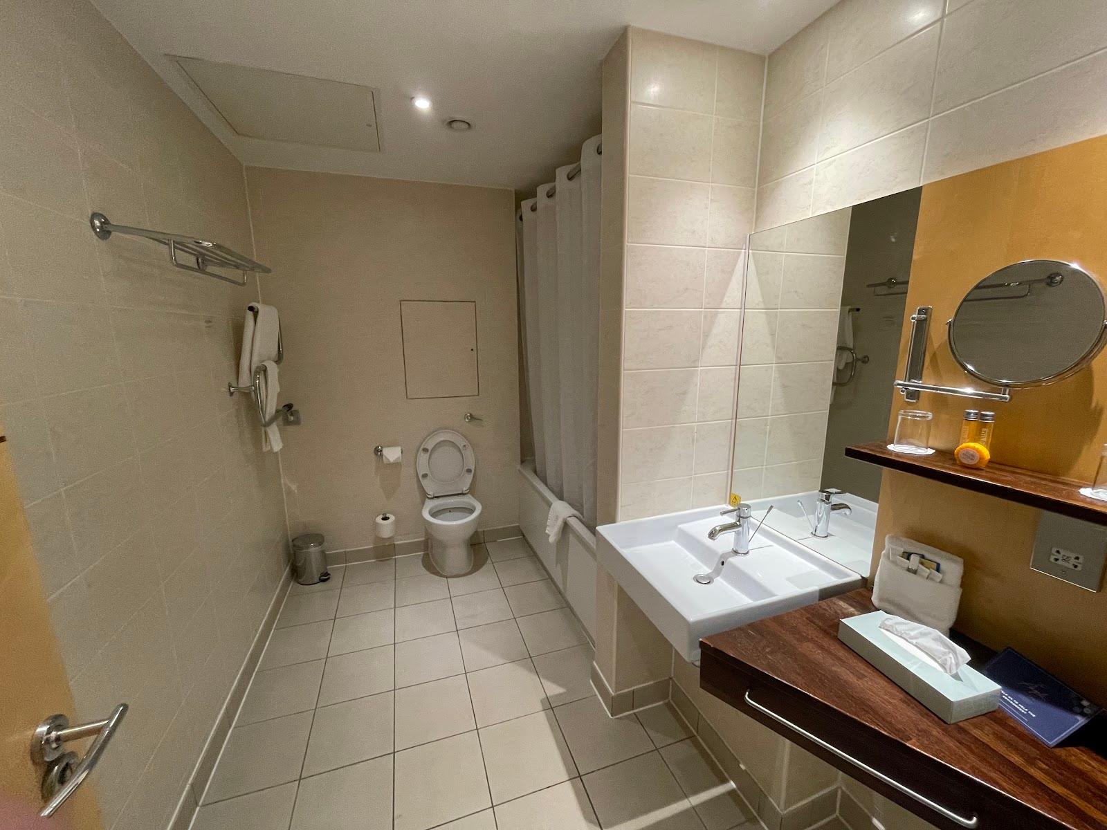 Angel Hotel Cardiff – photo 4