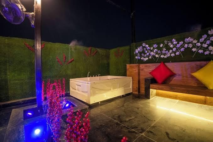 ORSOM STAYS, Gurugram Sector 42